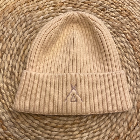 NWOT Tribe Kelley Waffle Knit Tan Beanie - Picture 1 of 2
